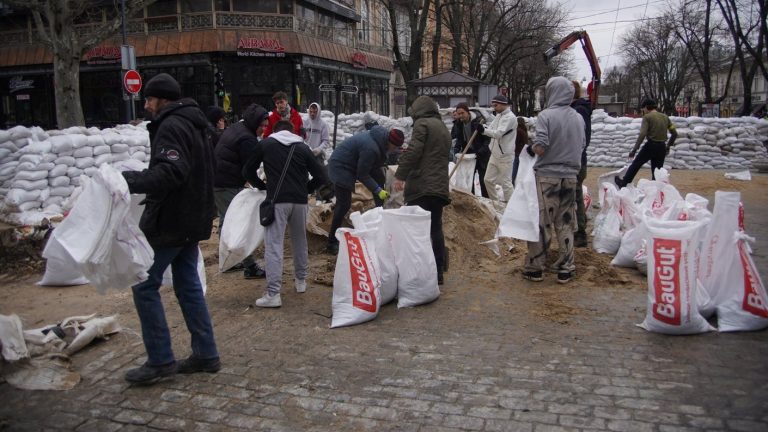 Rodrigo Provoste, chileno en Ucrania: “Doy gracias a Dios por el internet; si no, sería terrible, caótico”