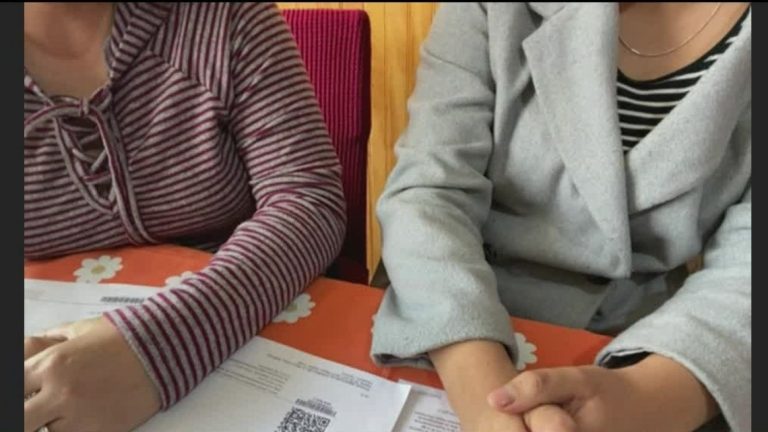 “Siempre nos corría la cara al saludarlo”: Denunciantes del alcalde de Cunco describen los presuntos abusos sexuales del edil