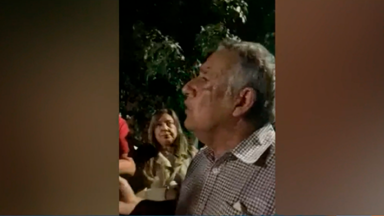 Celebración terminó en violencia: Hombre agredió y amenazó a niños en un cumpleaños