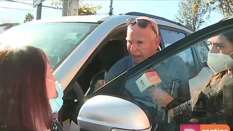 “¡En internet te han funado porque eres sinvergüenza!”: El intenso cara a cara entre la dueña de una casa y el constructor que se quedó a vivir allí