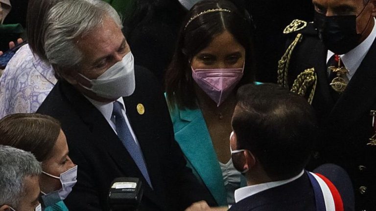 ¡Primer viaje!: Gabriel Boric visitará Argentina para conmemorar el “Abrazo de Maipú”