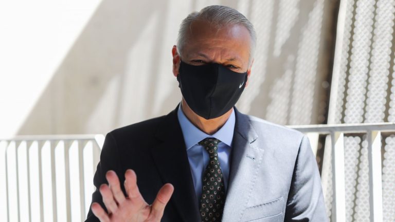 Sindicato de árbitros exije la salida de Javier Castrilli y amenaza con paro