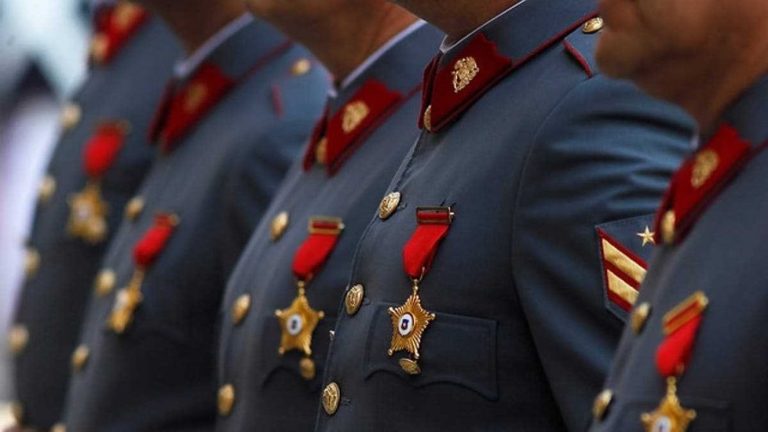 Terremoto en el ejército: Estas son las acusaciones contra los altos mandos por fraude a la institución