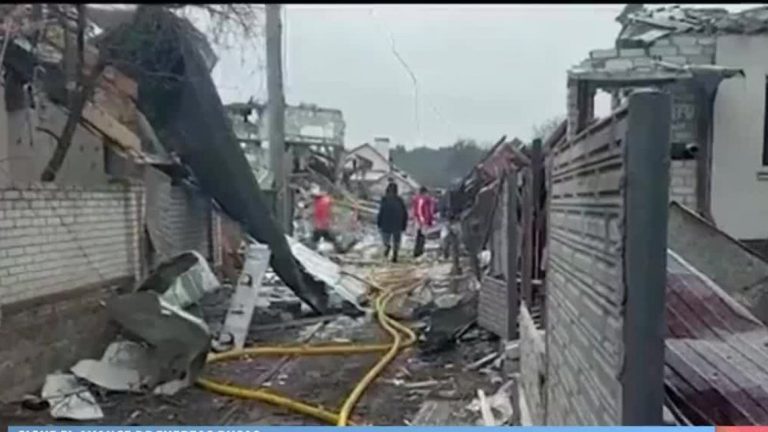 Solo quedaron ruinas: Zona residencial quedó completamente destruida por bombardeo ruso