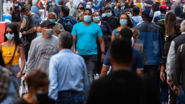 Balance COVID-19: Positividad bajó del 20%, pero se registraron 146 fallecidos