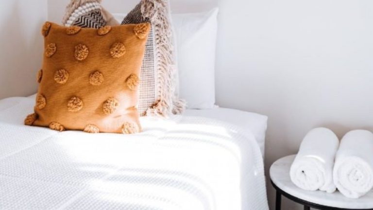 ¡Polémico anuncio! Oferta de arriendo en Lo Barnechea incluía labores domésticos y cuidado de niños