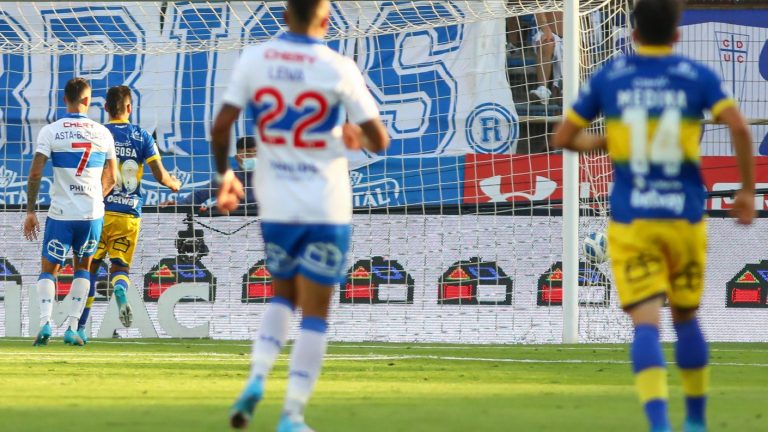 La UC cayó ante un Everton con diez jugadores y suma su tercera derrota consecutiva