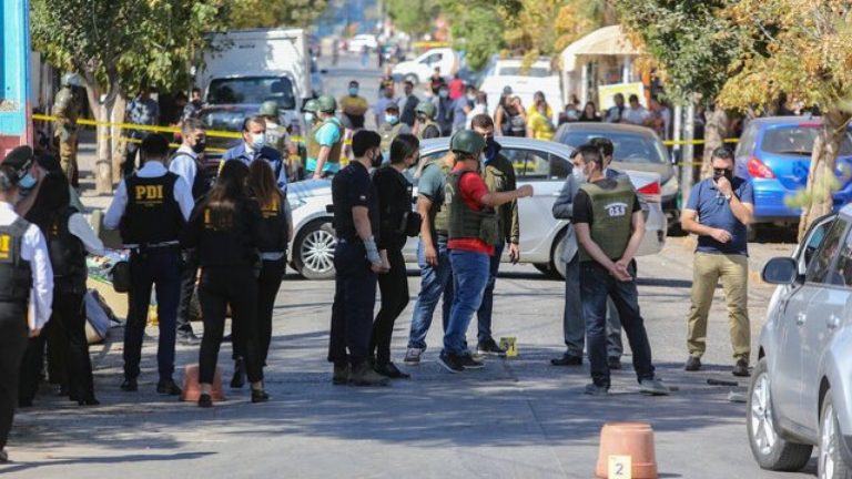 Impactante: Balacera dejó un muerto y tres Carabineros heridos en Puente Alto