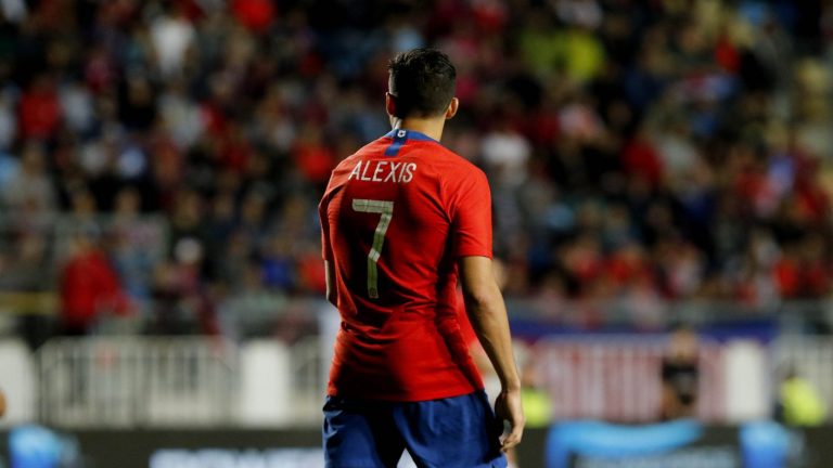 Pensando en la hazaña: Esta es la alineación de La Roja que buscará ganarle a Brasil en el Maracaná