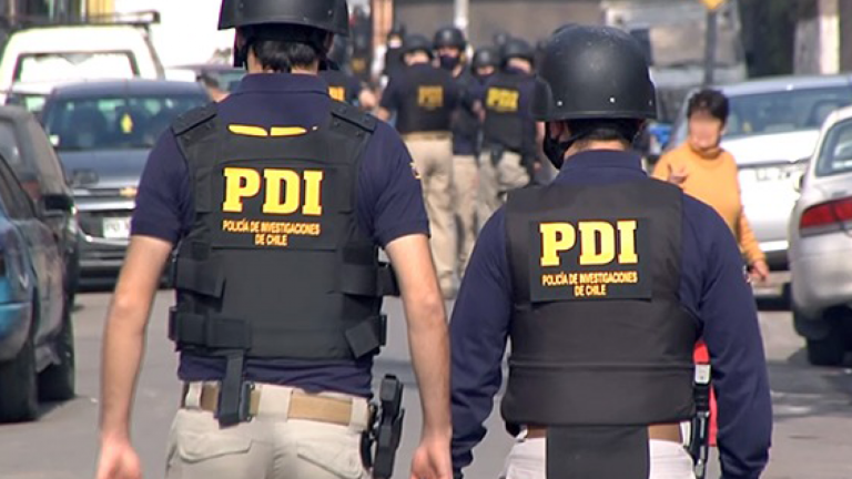 Fue expulsado y volvió legal al país: Detienen a dos sujetos por el ataque a Cristián de la Fuente y a su hija