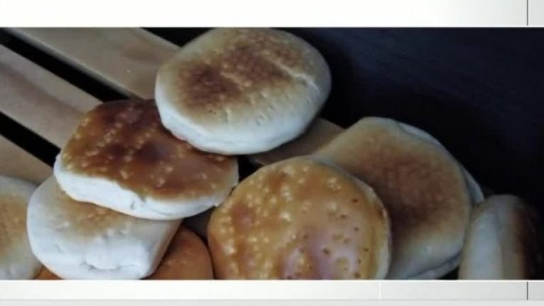 Opiniones divididas: Pedro Aguirre Cerda inaugurará la primera panadería popular