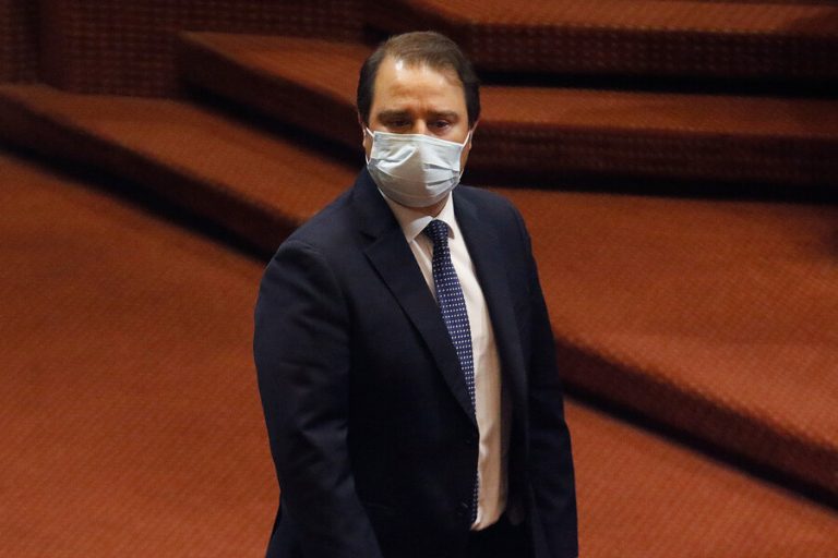 Diputado Sauerbaum y proyecto de retirar $1 millón de las AFP: “Se percibe que el gobierno no reacciona”