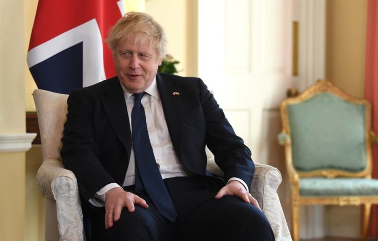 “Es lo sensato para mí”: La controvertida opinión de Boris Johnson contra mujeres transgénero en el deporte femenino