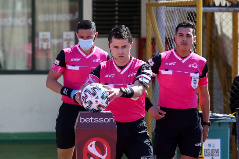 Sifup se adhiere a petición de árbitros y advierte: “Si se tiene que suspender la fecha, que se suspenda”