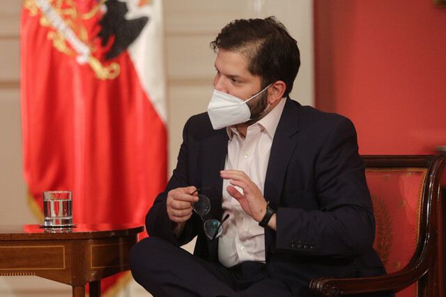 Primer mes de la era Gabriel Boric: Inflación, conflicto en La Araucanía y rol de Siches marcan su llegada