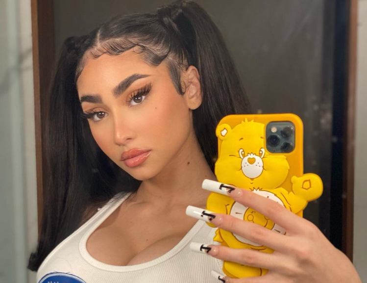 ¿Icónica y aesthetic?: Paloma Mami y sesión de fotos en pleno río Mapocho generó ola de reacciones