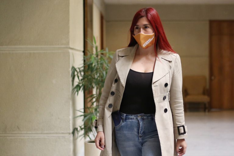 Catalina Pérez por críticas a proyecto alternativo del gobierno: “Los retiros no son un problema para las AFP”