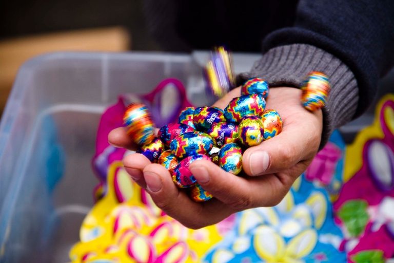 Domingo de pascua: ¿Cuántos huevitos de chocolate se recomienda que coma un niño?