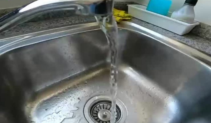 Alarma por grave derroche de agua: ¿Cómo prevenir desperdicios en nuestros hogares?