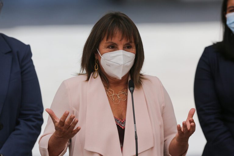 Ministra Vega reitera rechazo al quinto retiro: 