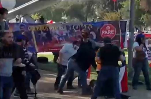 Joven fue herido tras pelea durante marcha del Rechazo en Providencia