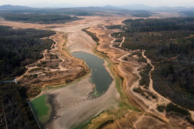 Columna de Manuel Baquedano: Por una línea de la dignidad para el agua