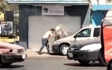 ¿El video del 2022? El absurdo y cinematográfico choque que se hizo viral