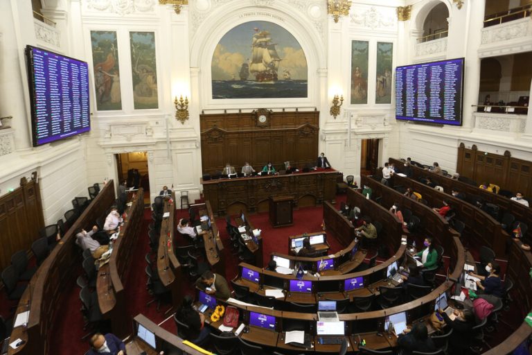 Qué dicen los y las constituyentes por proyecto de prórroga al trabajo de la CC