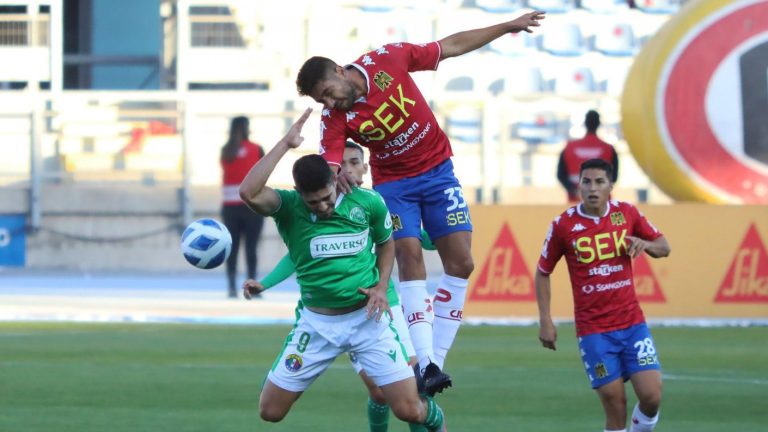 “¡Ya po', hijos de...!”: Cámaras captaron a niño profiriendo grave insulto en pleno Audax Italiano vs. Unión Española