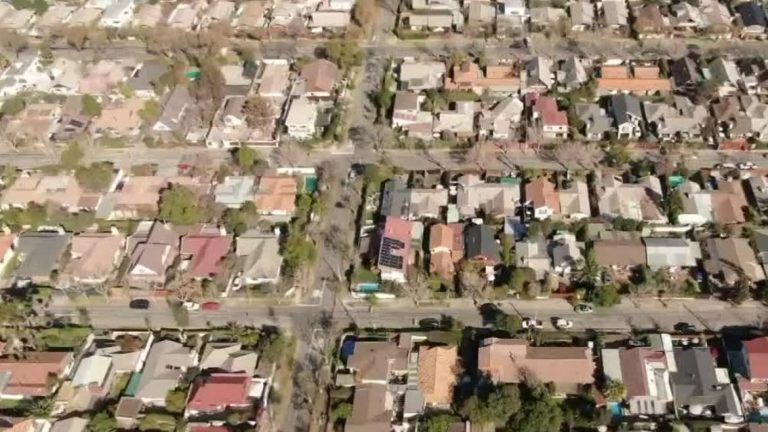 El sueño de la casa propia sigue alejándose: Créditos continúan subiendo debido al alza de tasas de interés