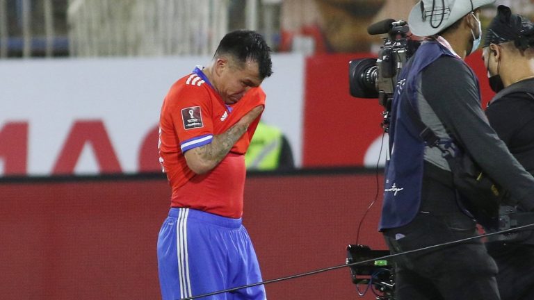 ¿El VAR condenó a La Roja? Estadístico español asegura que Chile habría clasificado al repechaje sin este sistema