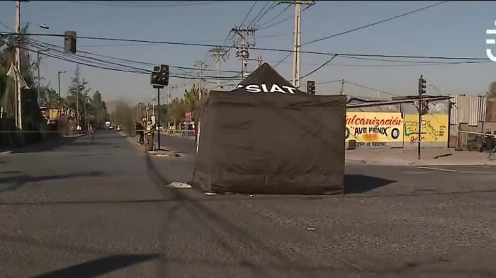 Falleció en el lugar: Mujer embarazada fue atropellada por un camión al intentar defender a su padre