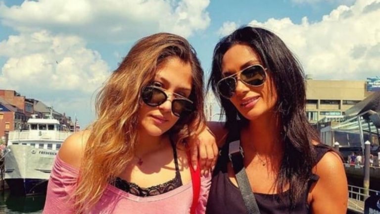 “Pamela Chu”: La osada propuesta de tatuaje de Trinidad Neira en honor a su madre Pamela Díaz