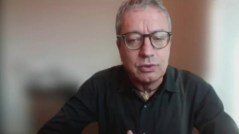Bernardo Fontaine: “Haití, Venezuela y Bolivia tienen muchos derechos en su Constitución, pero tienen una calidad de vida muy baja”