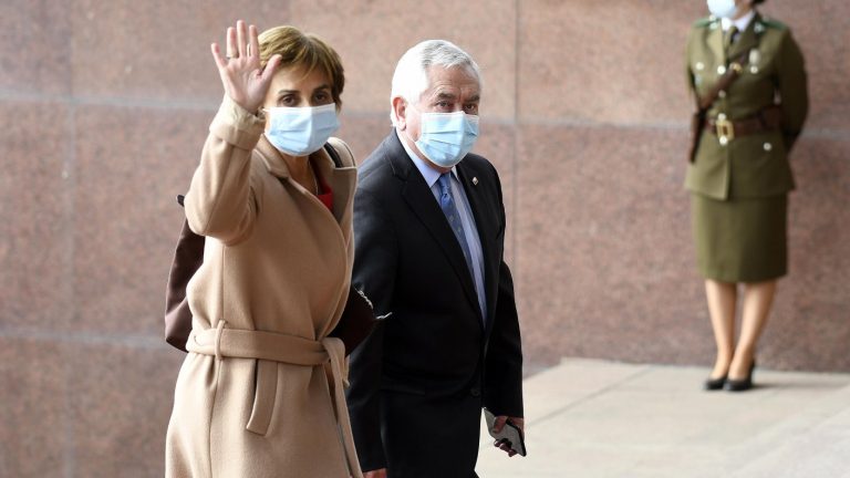 Enrique Paris: “A Mañalich no le gustaba nadie y criticaba a Paula Daza (…) Ella lo pasó muy mal”