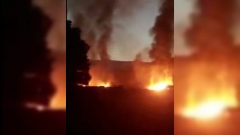 Cerca de 40 encapuchados quemaron al menos 11 viviendas a orillas del Lago Lanalhue en la provincia de Arauco