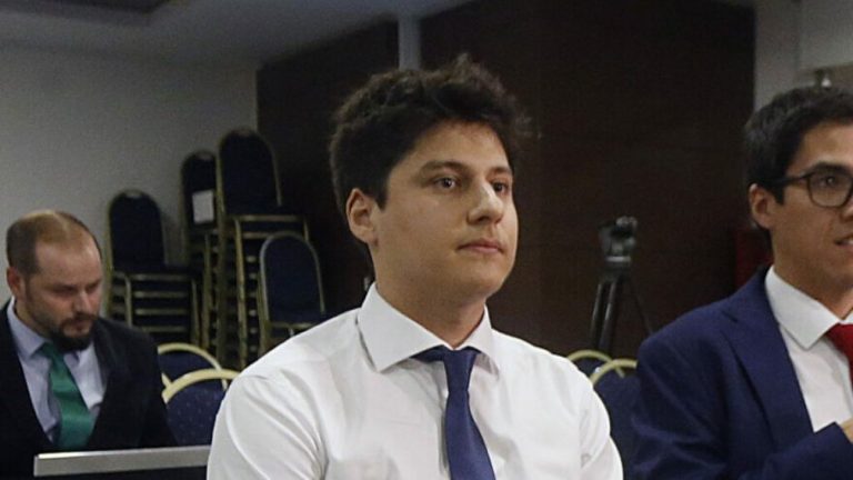 Agencia que rentó auto a Zepeda contradice su versión: 