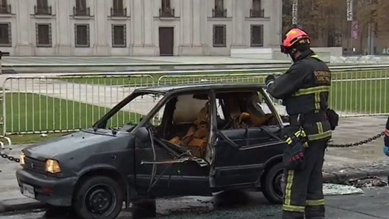 El drama de la familia Carrión: Hermano de empresario se quemó a lo bonzo frente a La Moneda