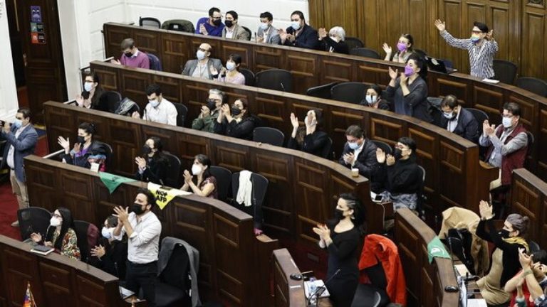 Convención Constitucional aprobó el derecho a la vivienda digna y adecuada