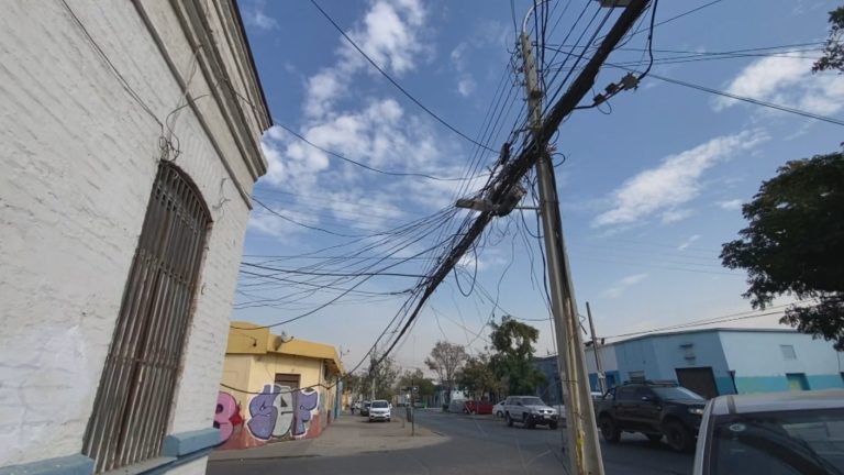 Graves efectos: Alerta por robo de cables de cobre y fibra óptica