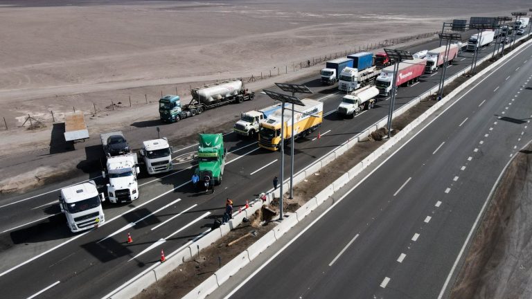 Gobierno suma siete querellas más contra camioneros que no desbloquearon rutas