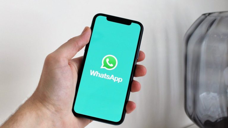 Usuarios reportan intermitencia en servicio de WhatsApp