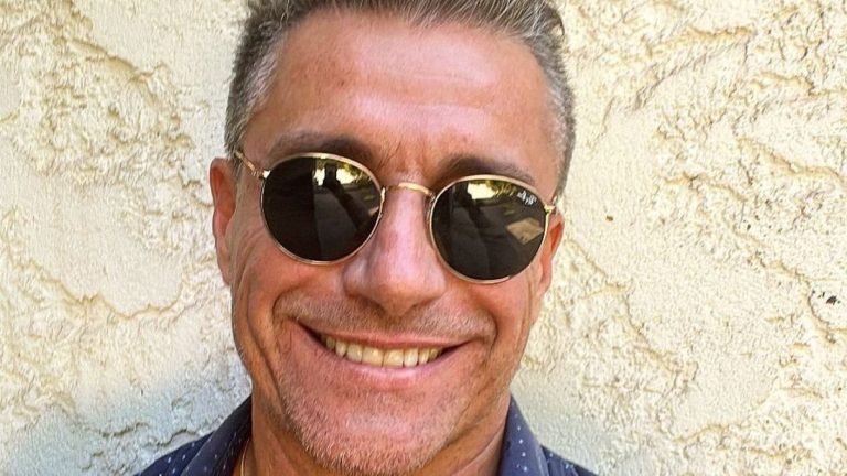 ¡Ola de críticas! Fernando Solabarrieta fue cuestionado por su nuevo tatuaje en la pierna