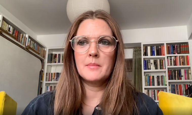 ¿Qué dijo? Drew Barrymore se disculpó por dichos sobre juicio entre Johnny Depp y Amber Heard