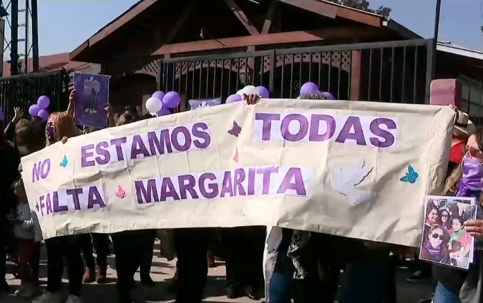 Emotiva despedida en Valparaíso a mujer chilena asesinada en Argentina