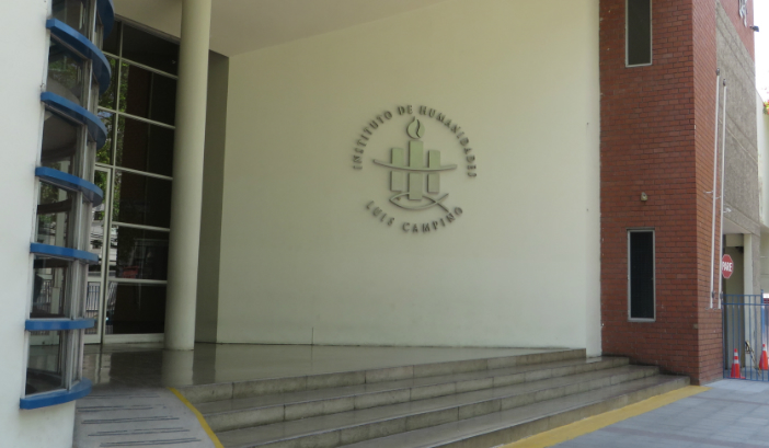 Golpes y amenazas en baños: Denuncian bullying a niños de 9 años en Instituto Luis Campino