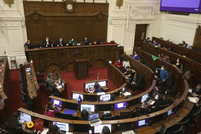 CC define Sistemas de Justicia: Aprueban Defensoría de la Naturaleza y Agencia Nacional del Agua