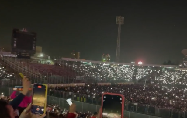 Al menos tres interrupciones: Usuarios evidencian cortes de luz durante concierto tributo de Soda Stereo