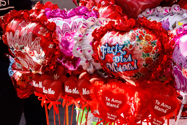 Mujer antes que madre: ¿Cómo elegir un regalo que rompa el estereotipo para celebrar este día ?