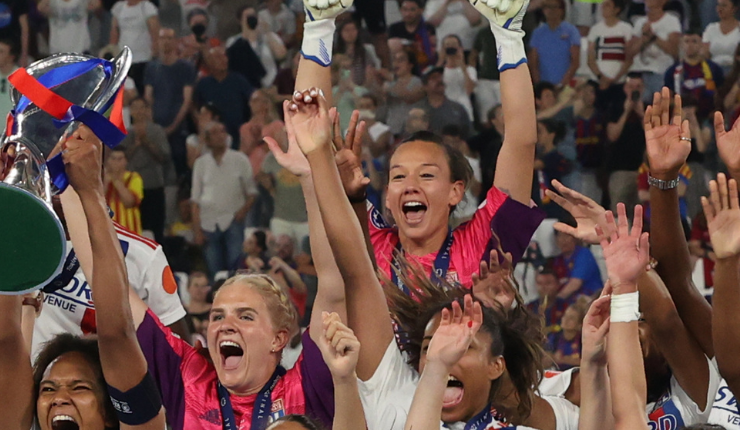 Histórica: Tiane Endler se convierte en la primera chilena en ganar la Champions League